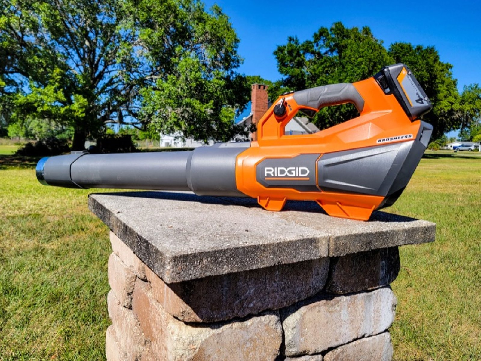 Ridgid 18V BatteryPowered Leaf Blower Review Pro Tool Reviews ToolKit